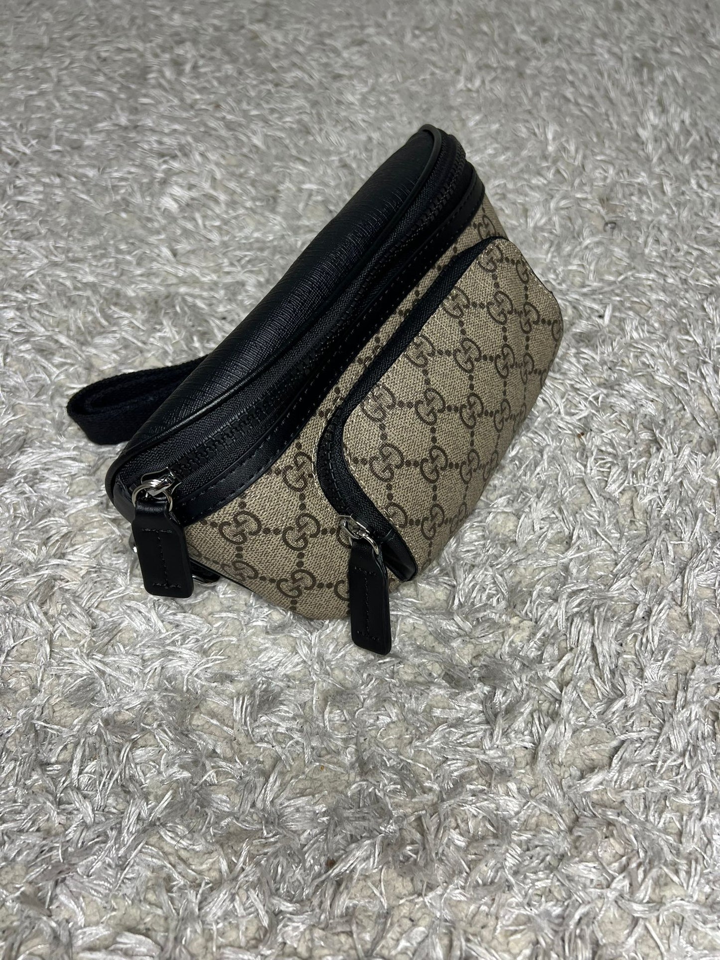 Gucci Midjeväska